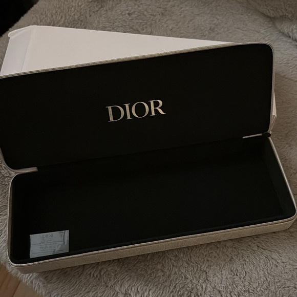 COPY - DIOR beauty jewelry box NIB - Picture 1 of 13
